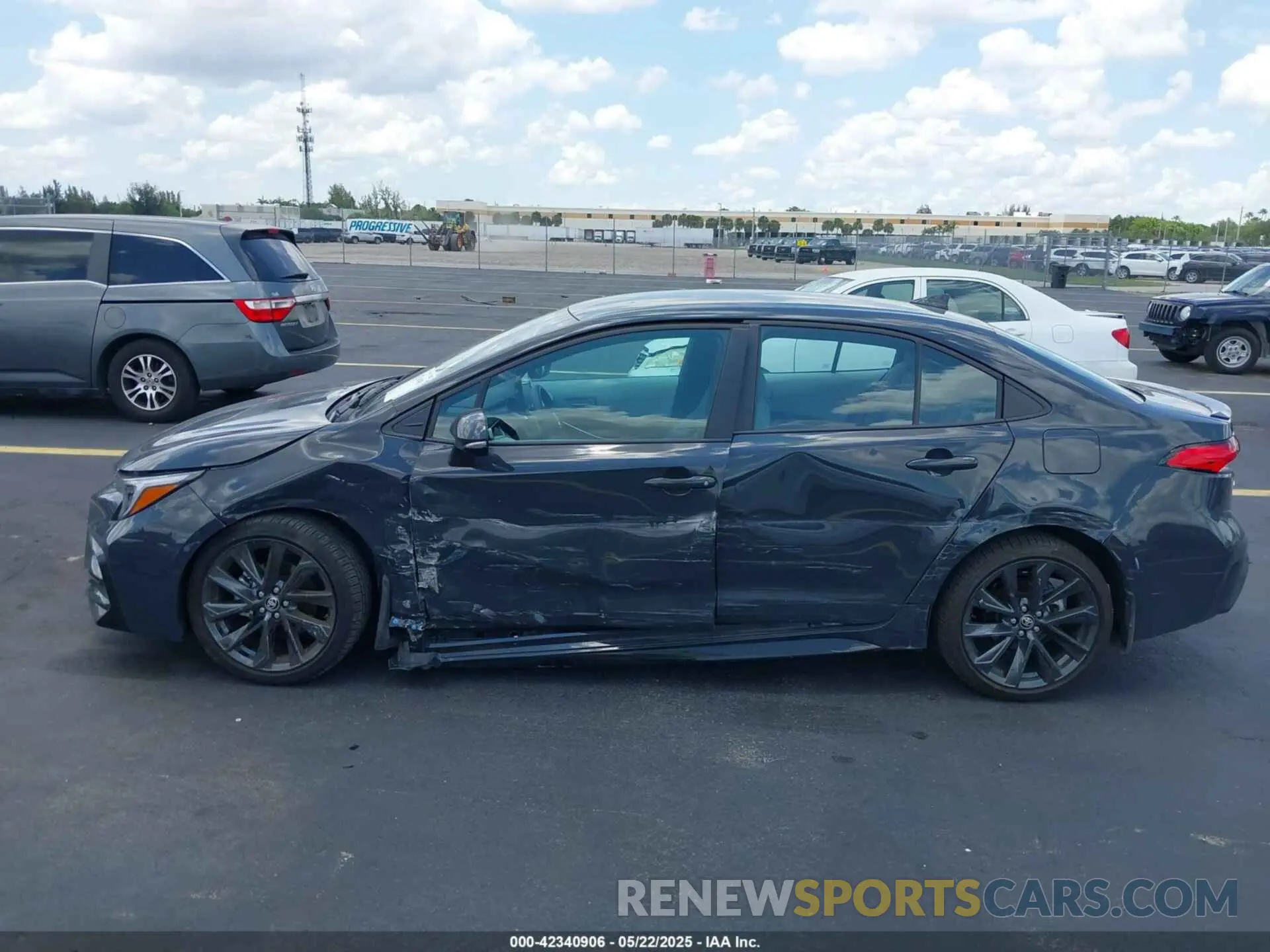 6 Photograph of a damaged car 5YFS4MCE4SP222822 TOYOTA COROLLA 2025