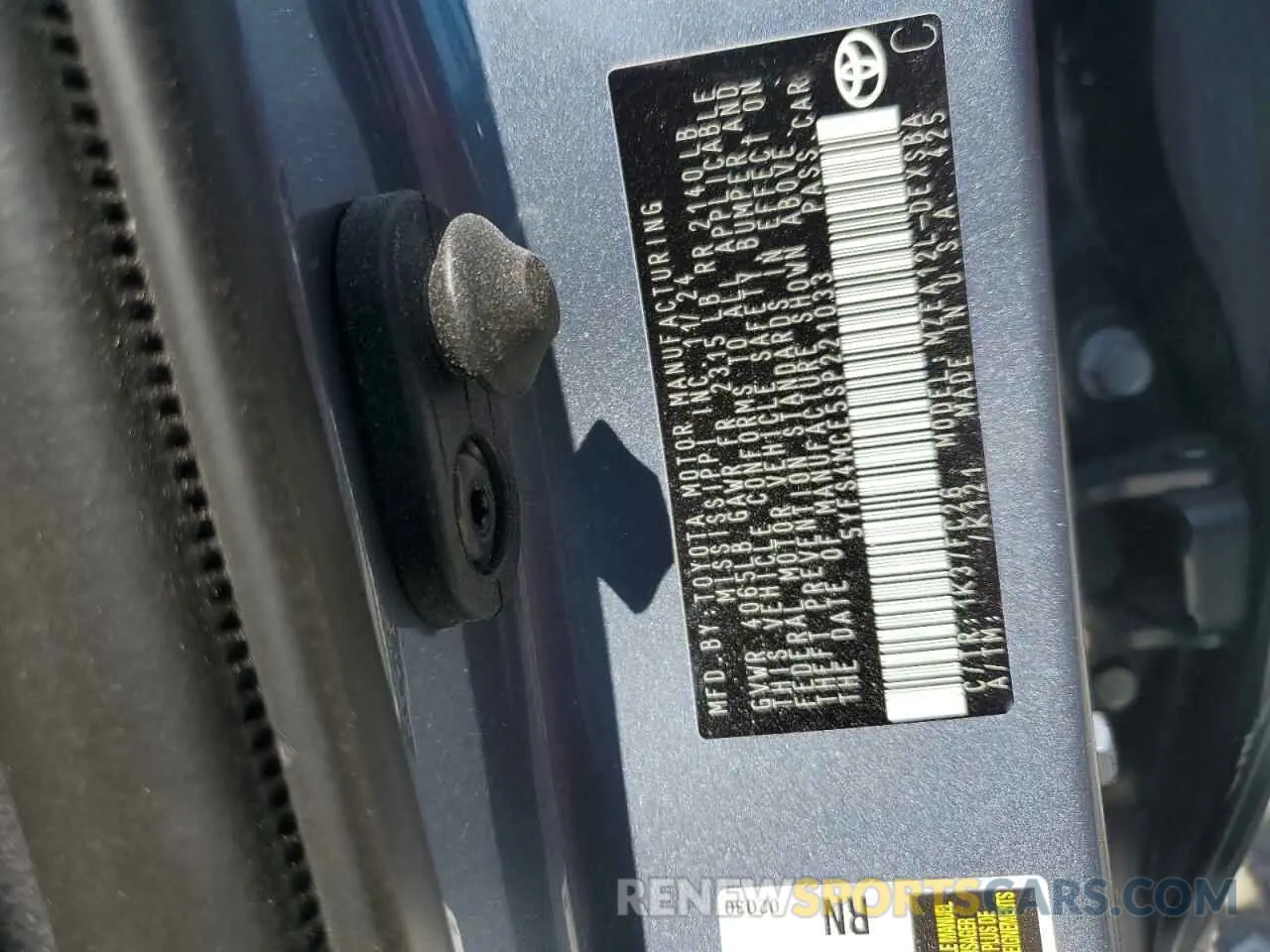 14 Photograph of a damaged car 5YFS4MCE5SP221033 TOYOTA COROLLA 2025