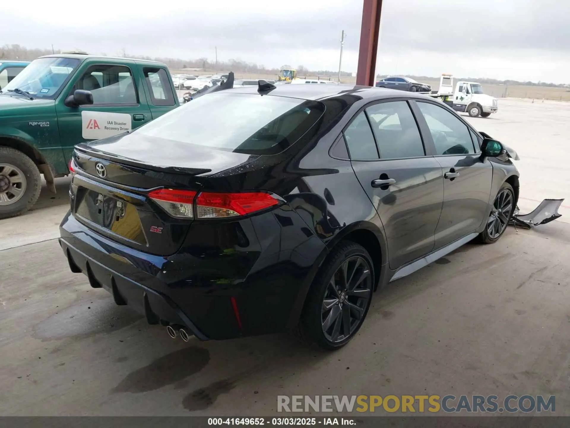 4 Photograph of a damaged car 5YFS4MCE7SP220658 TOYOTA COROLLA 2025