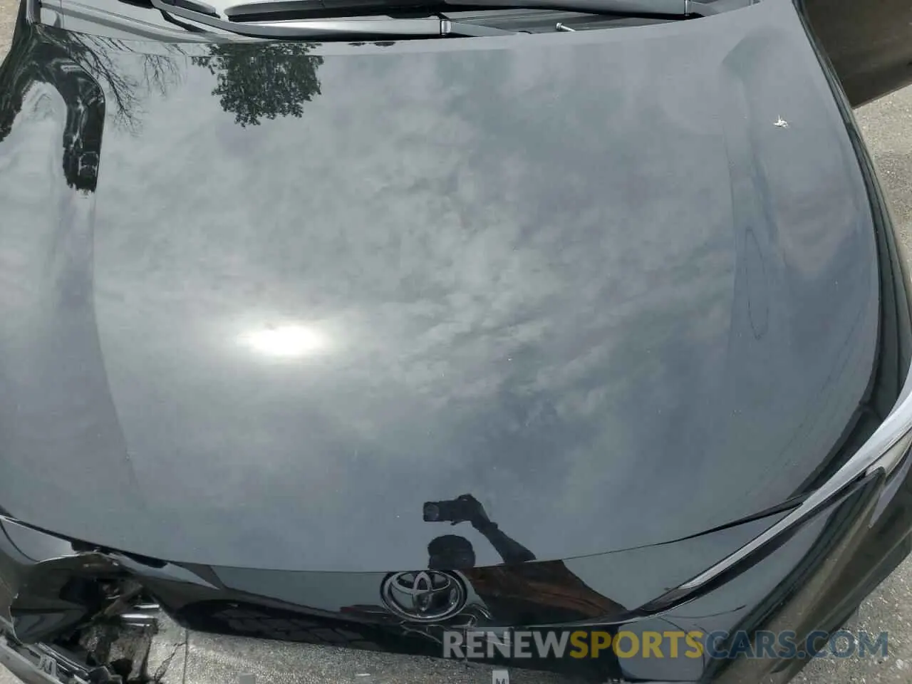 11 Photograph of a damaged car 5YFS4MCE7SP223981 TOYOTA COROLLA 2025