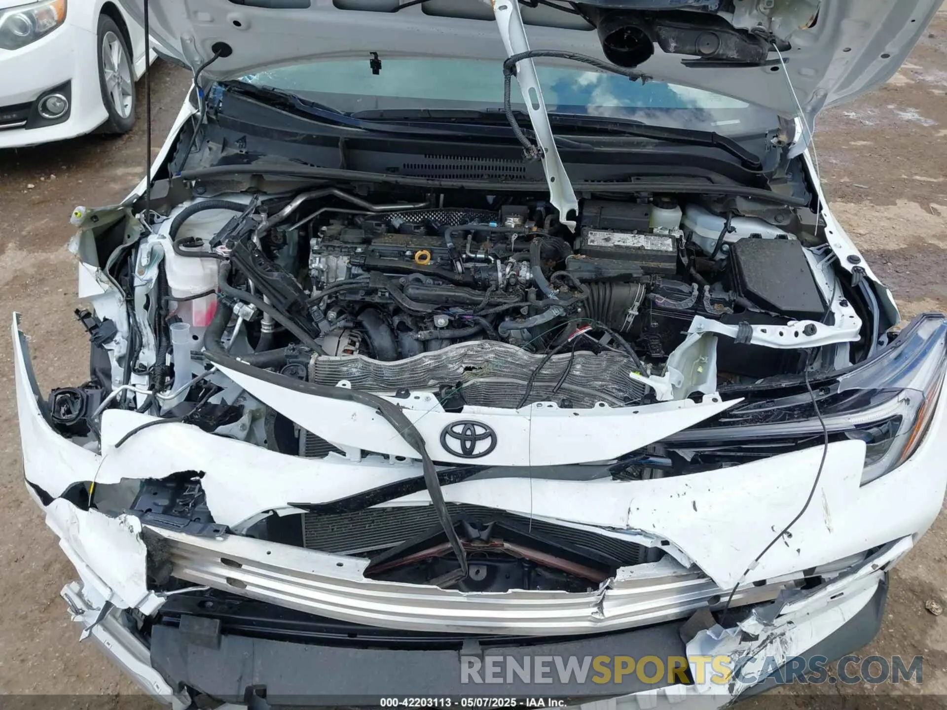10 Photograph of a damaged car 5YFS4MCE8SP222483 TOYOTA COROLLA 2025