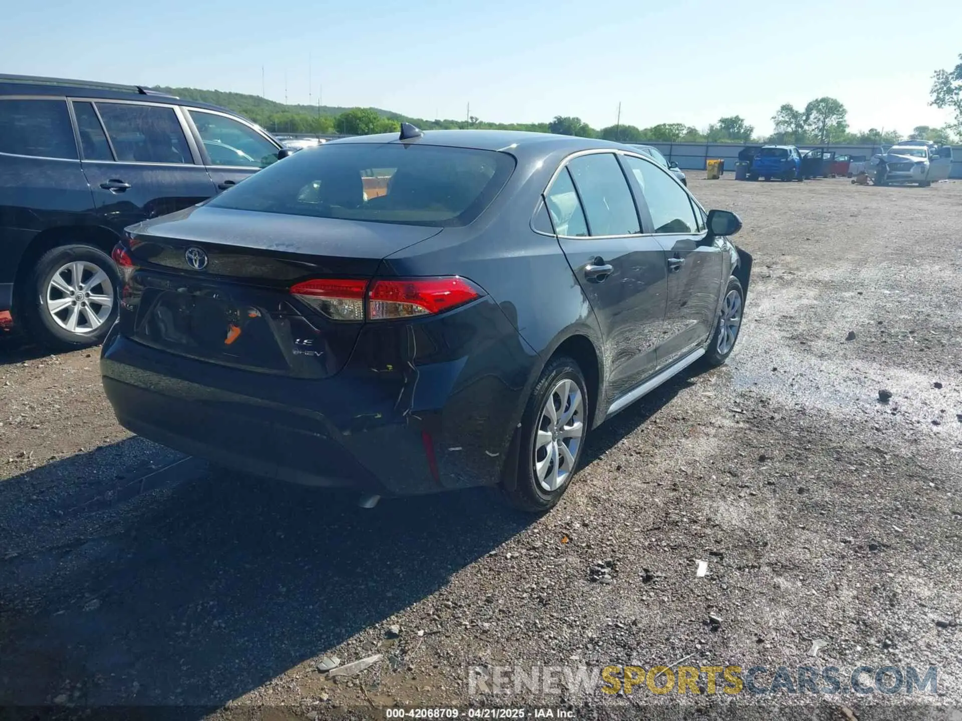 4 Photograph of a damaged car JTDBCMFE0S3078936 TOYOTA COROLLA 2025
