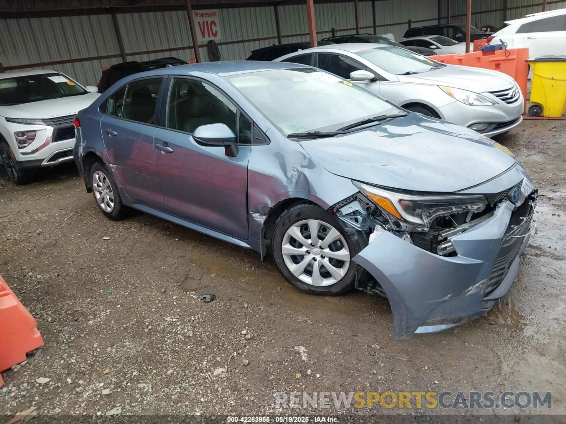 1 Фотография поврежденного автомобиля JTDBCMFE0SJ042143 TOYOTA COROLLA 2025