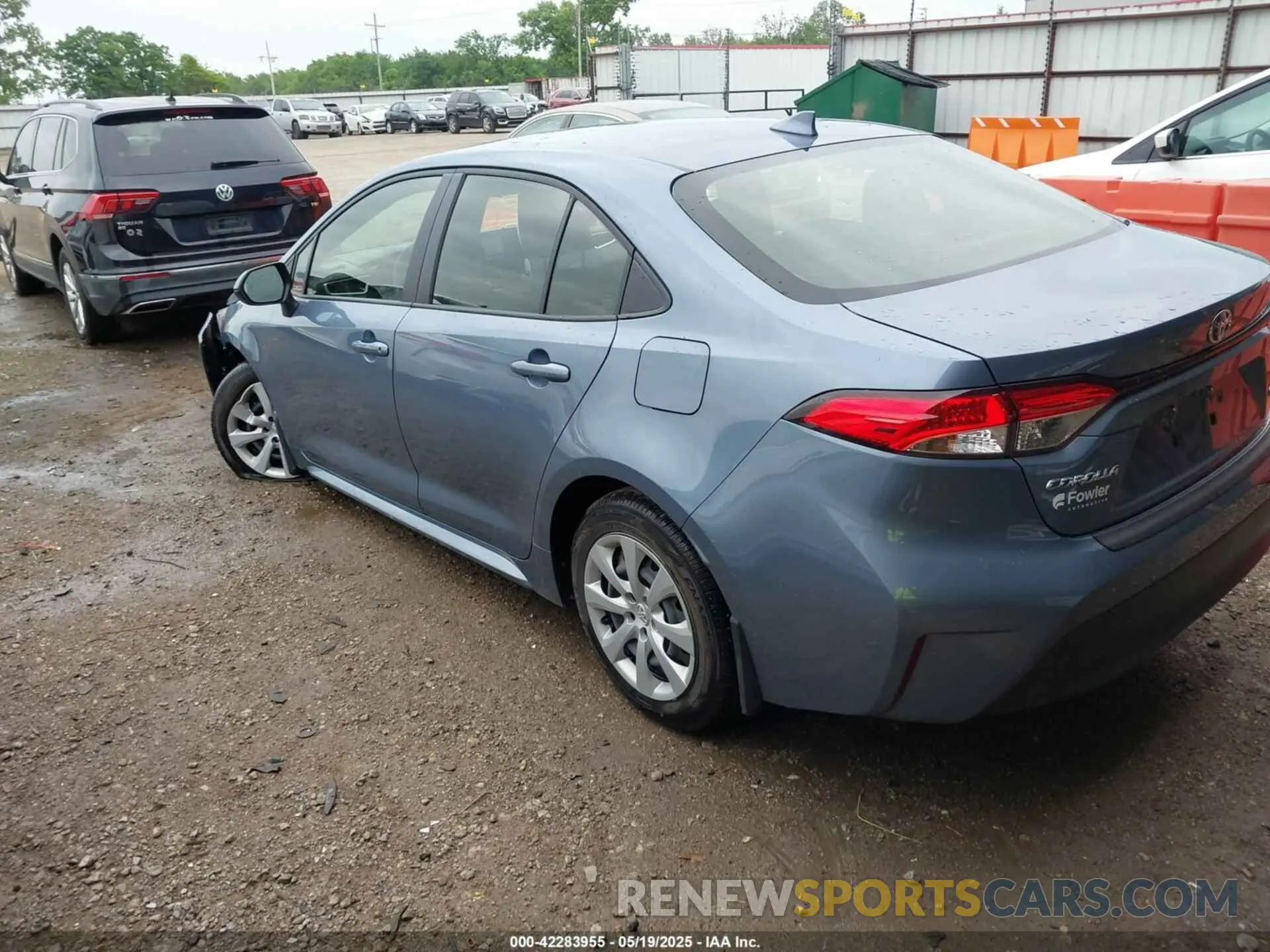 3 Фотография поврежденного автомобиля JTDBCMFE0SJ042143 TOYOTA COROLLA 2025
