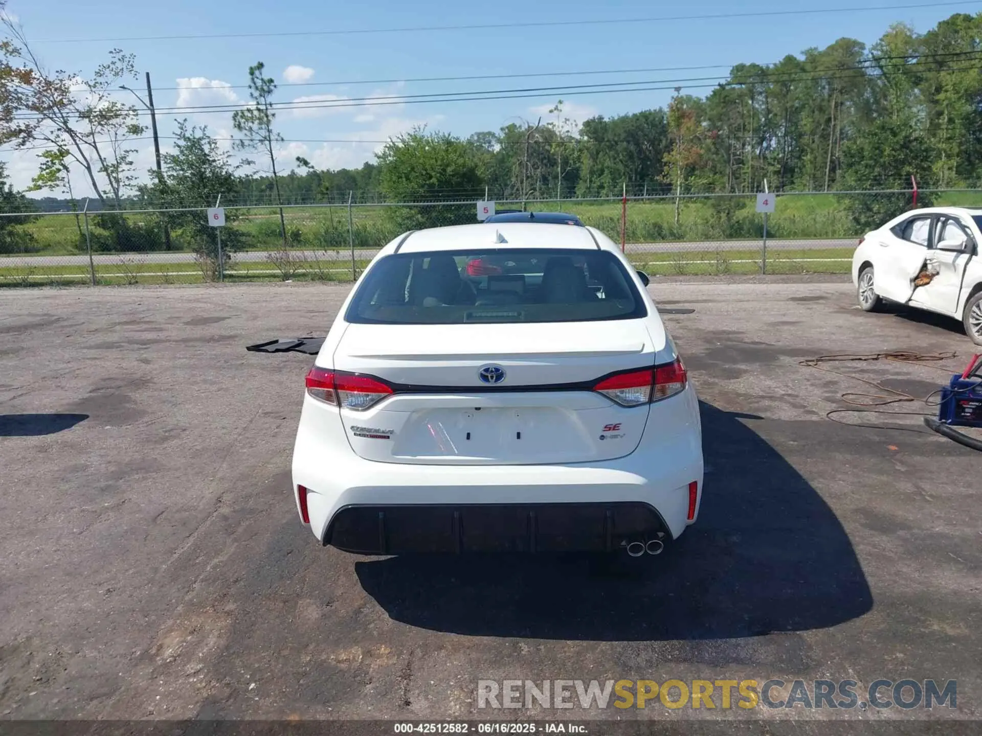 16 Photograph of a damaged car JTDBCMFE1SJ045651 TOYOTA COROLLA 2025