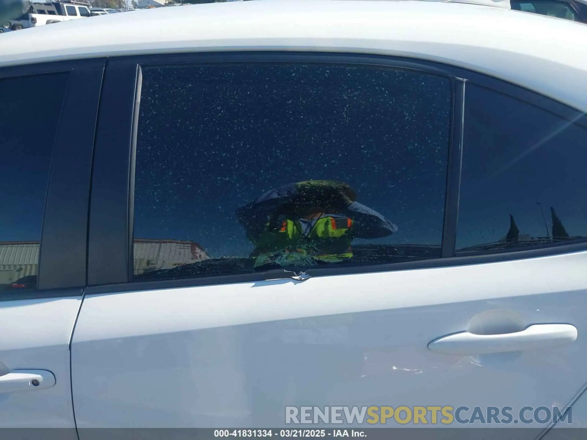 17 Photograph of a damaged car JTDBCMFE4S3069284 TOYOTA COROLLA 2025