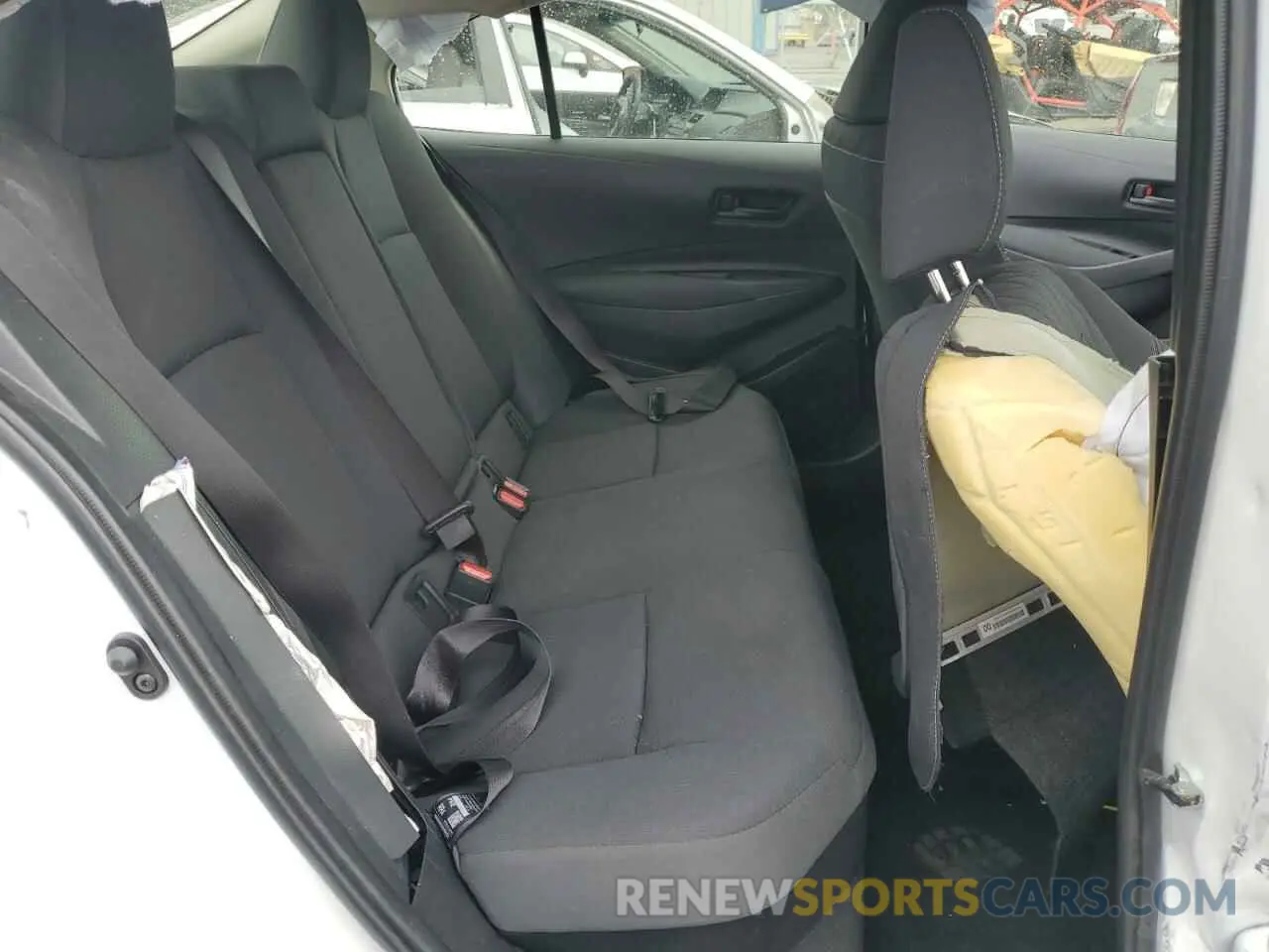 10 Photograph of a damaged car JTDBCMFE5S3072663 TOYOTA COROLLA 2025