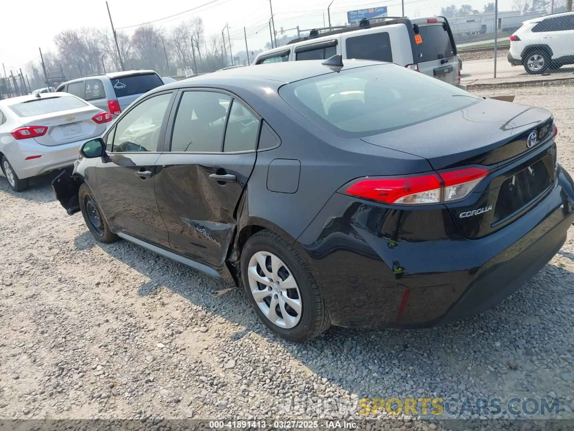 3 Фотография поврежденного автомобиля JTDBCMFE5S3075871 TOYOTA COROLLA 2025