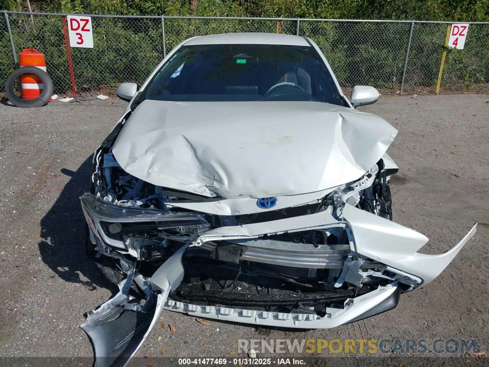 6 Photograph of a damaged car JTDBCMFE9S3071810 TOYOTA COROLLA 2025