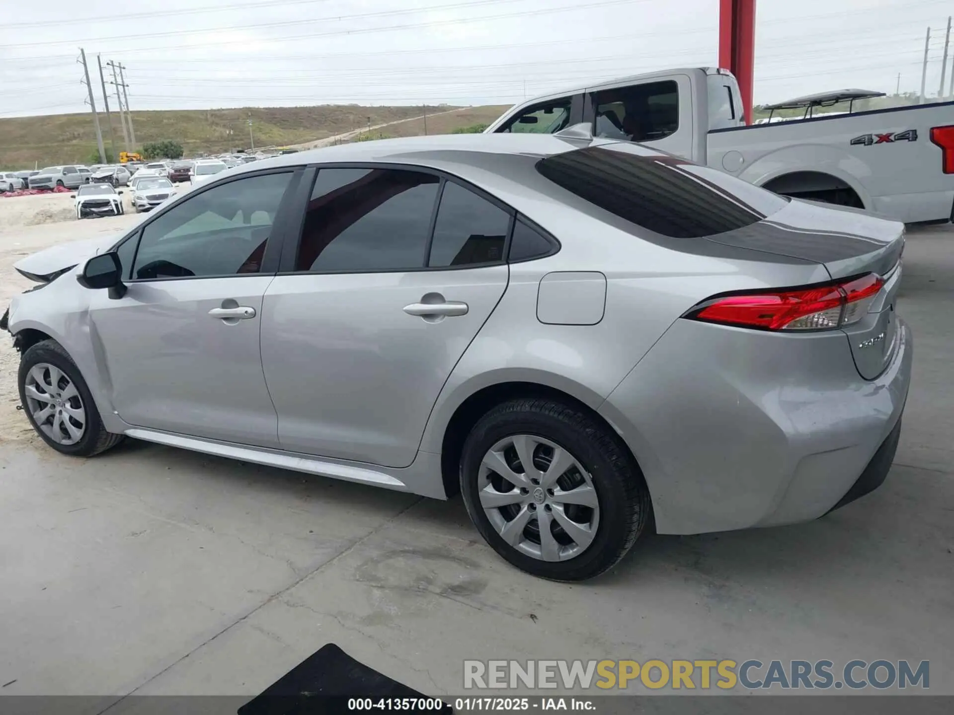 14 Photograph of a damaged car JTDBCMFE9SJ041069 TOYOTA COROLLA 2025