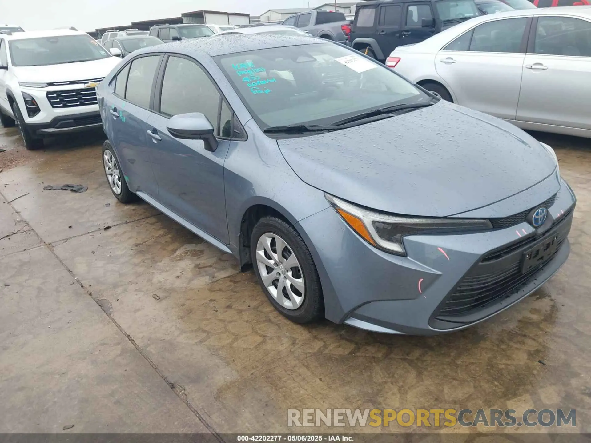 1 Фотография поврежденного автомобиля JTDBCMFEXS3085148 TOYOTA COROLLA 2025