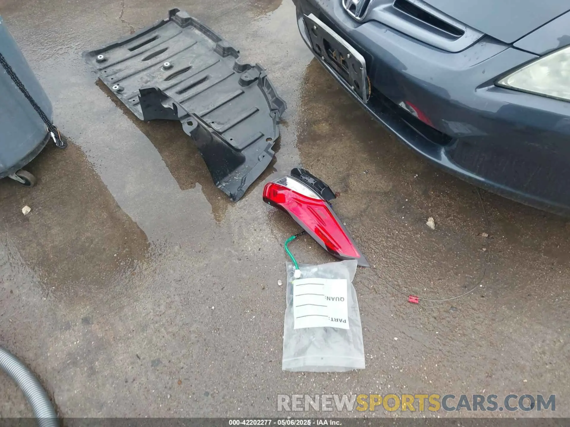12 Фотография поврежденного автомобиля JTDBCMFEXS3085148 TOYOTA COROLLA 2025