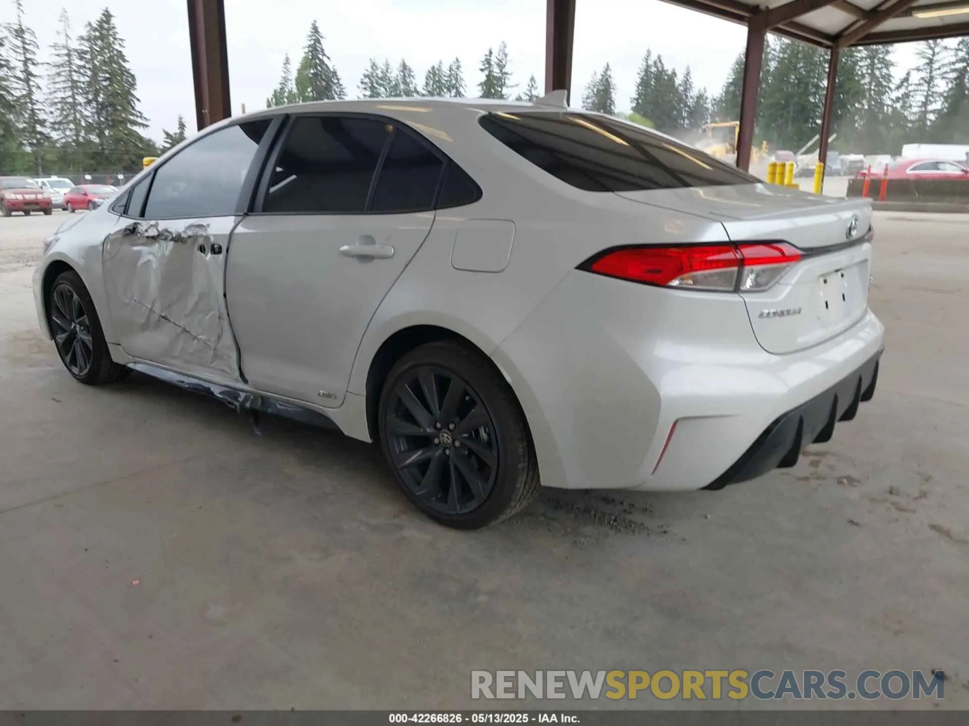 3 Фотография поврежденного автомобиля JTDBDMHE3SJ012578 TOYOTA COROLLA 2025