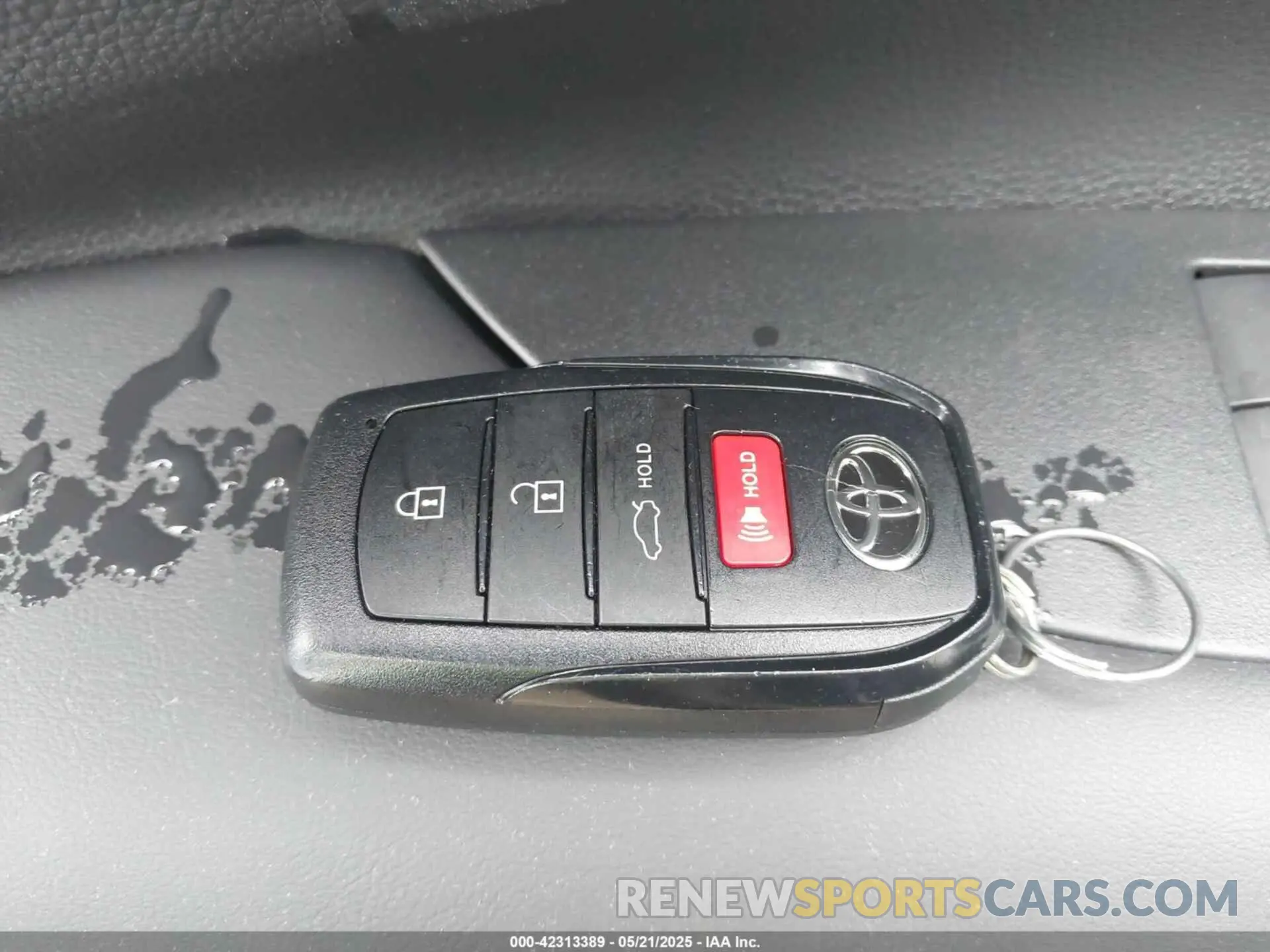 11 Фотография поврежденного автомобиля JTDBDMHEXS3017426 TOYOTA COROLLA 2025