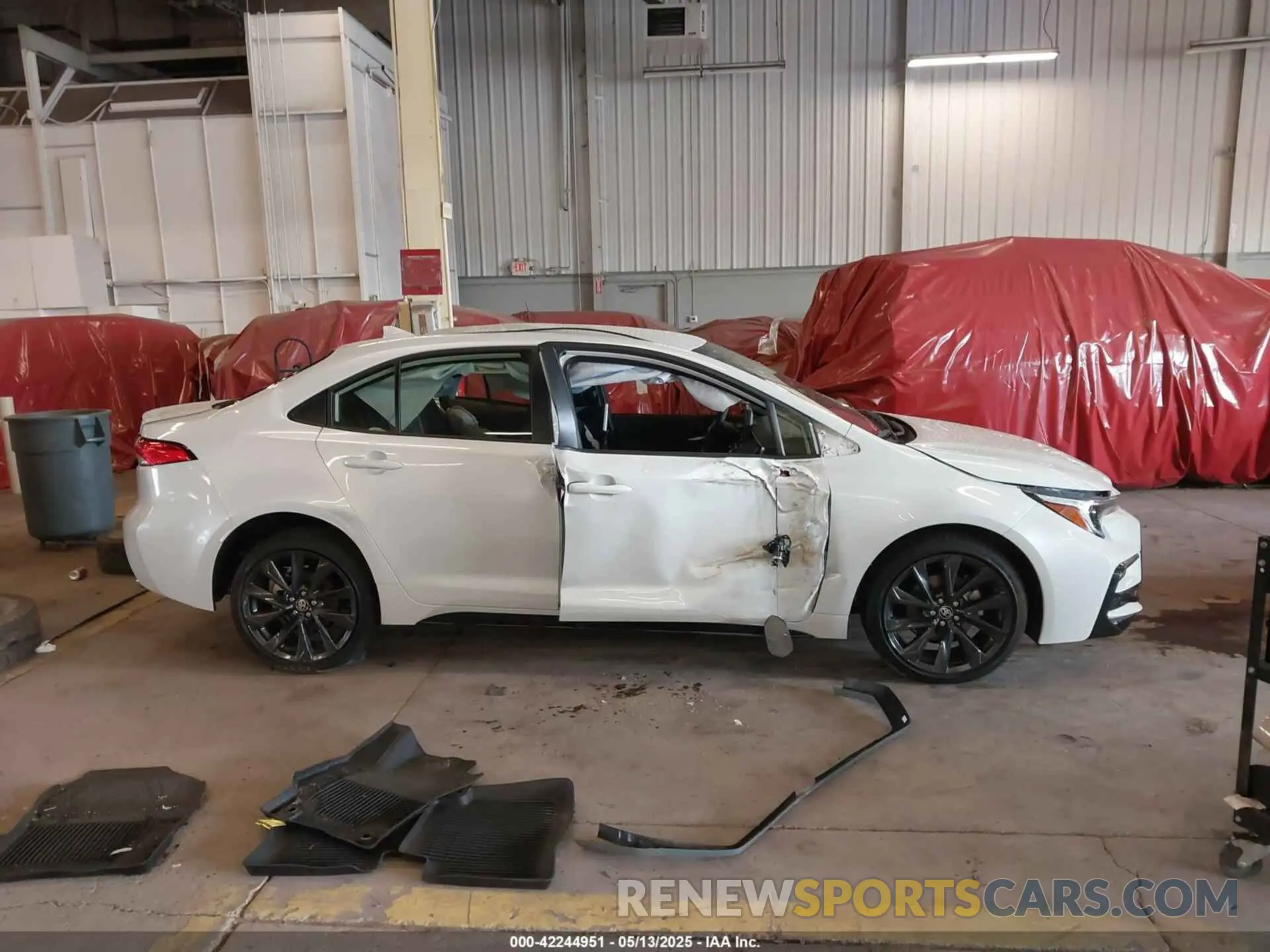 14 Photograph of a damaged car JTDS4MCE2SJ108564 TOYOTA COROLLA 2025