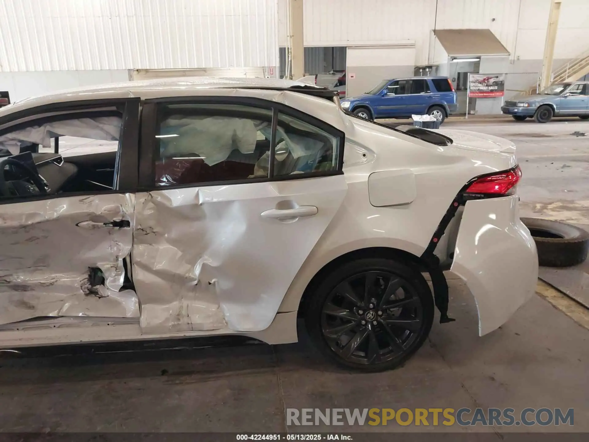 6 Photograph of a damaged car JTDS4MCE2SJ108564 TOYOTA COROLLA 2025