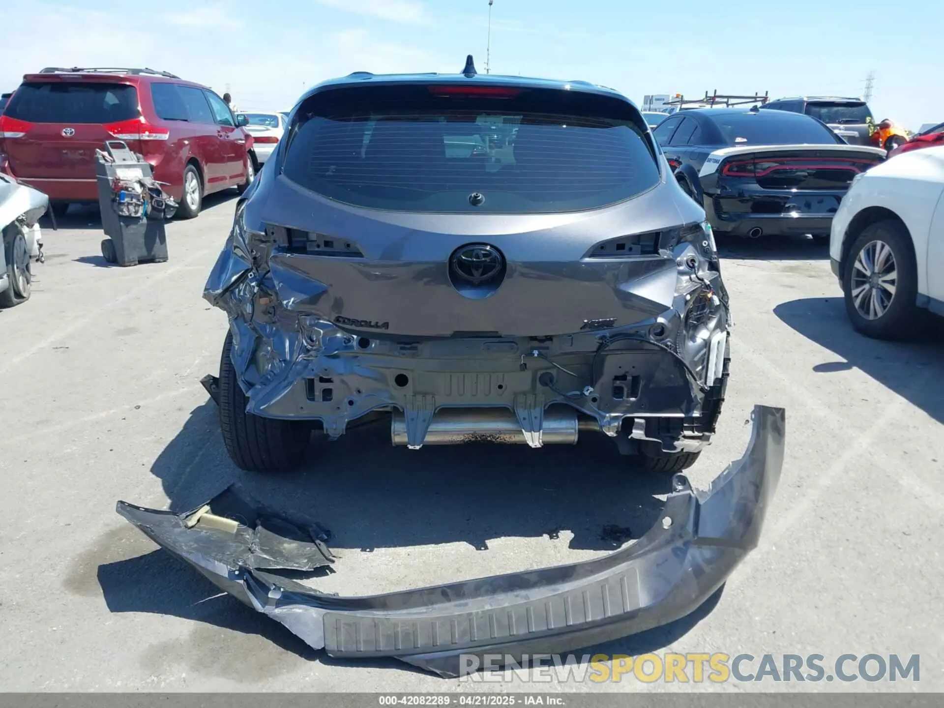 17 Фотография поврежденного автомобиля JTNC4MBE8S3236331 TOYOTA COROLLA 2025