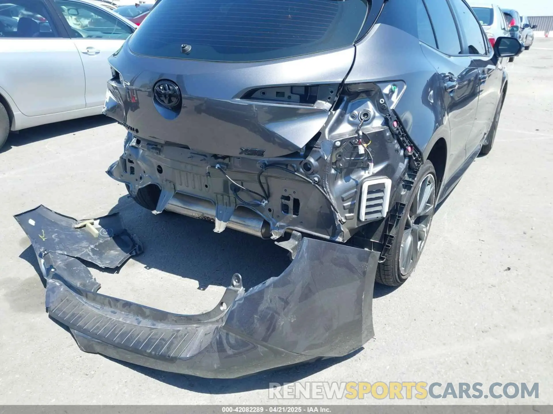 18 Фотография поврежденного автомобиля JTNC4MBE8S3236331 TOYOTA COROLLA 2025