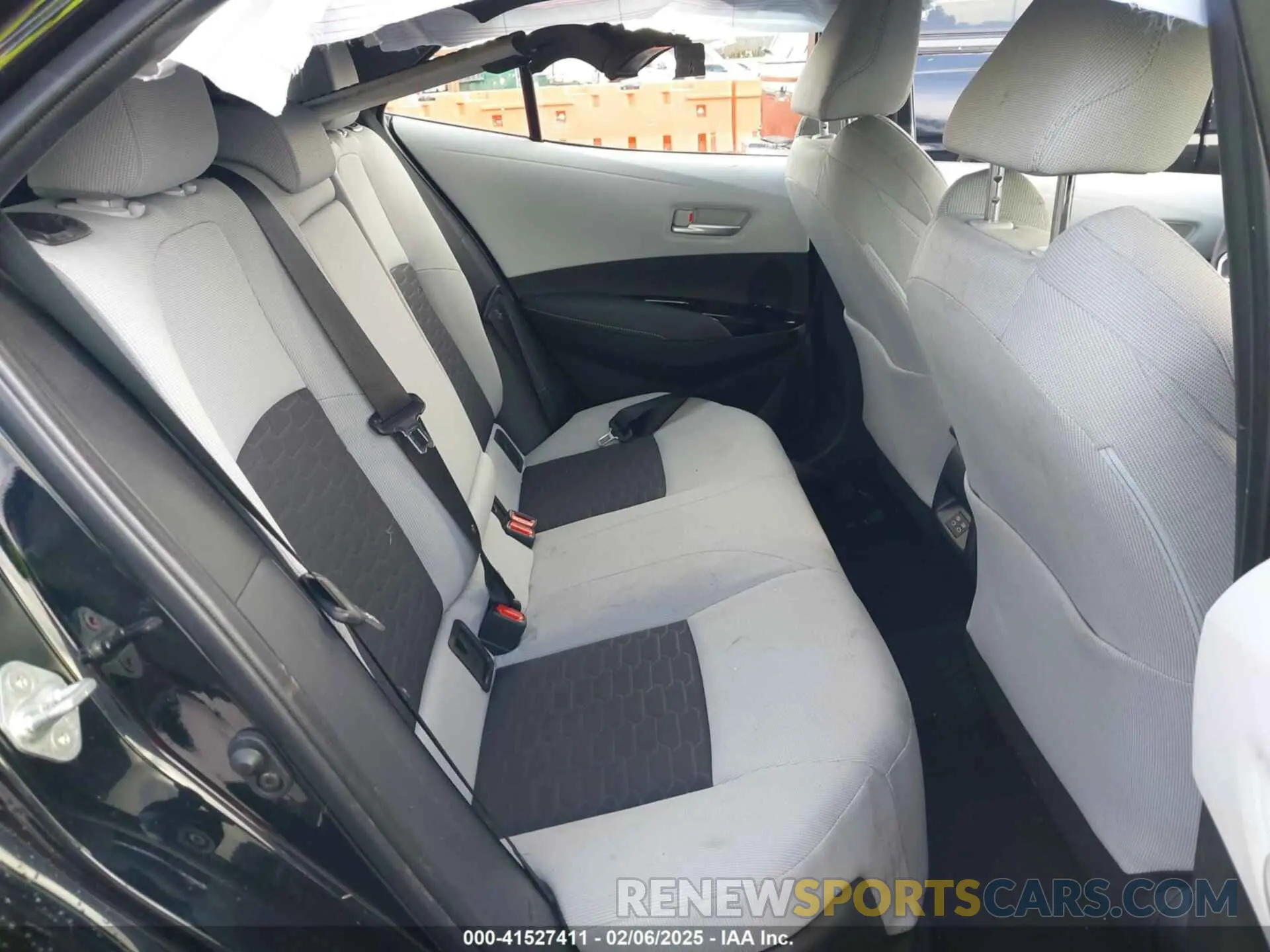 8 Фотография поврежденного автомобиля JTND4MBE0S3239051 TOYOTA COROLLA 2025