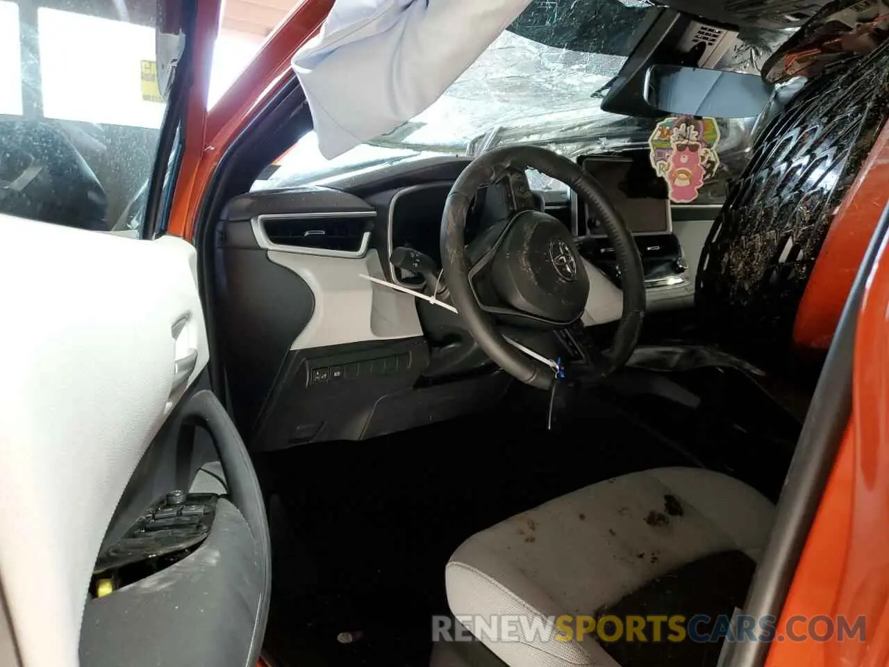8 Photograph of a damaged car JTND4MBE3S3233891 TOYOTA COROLLA 2025