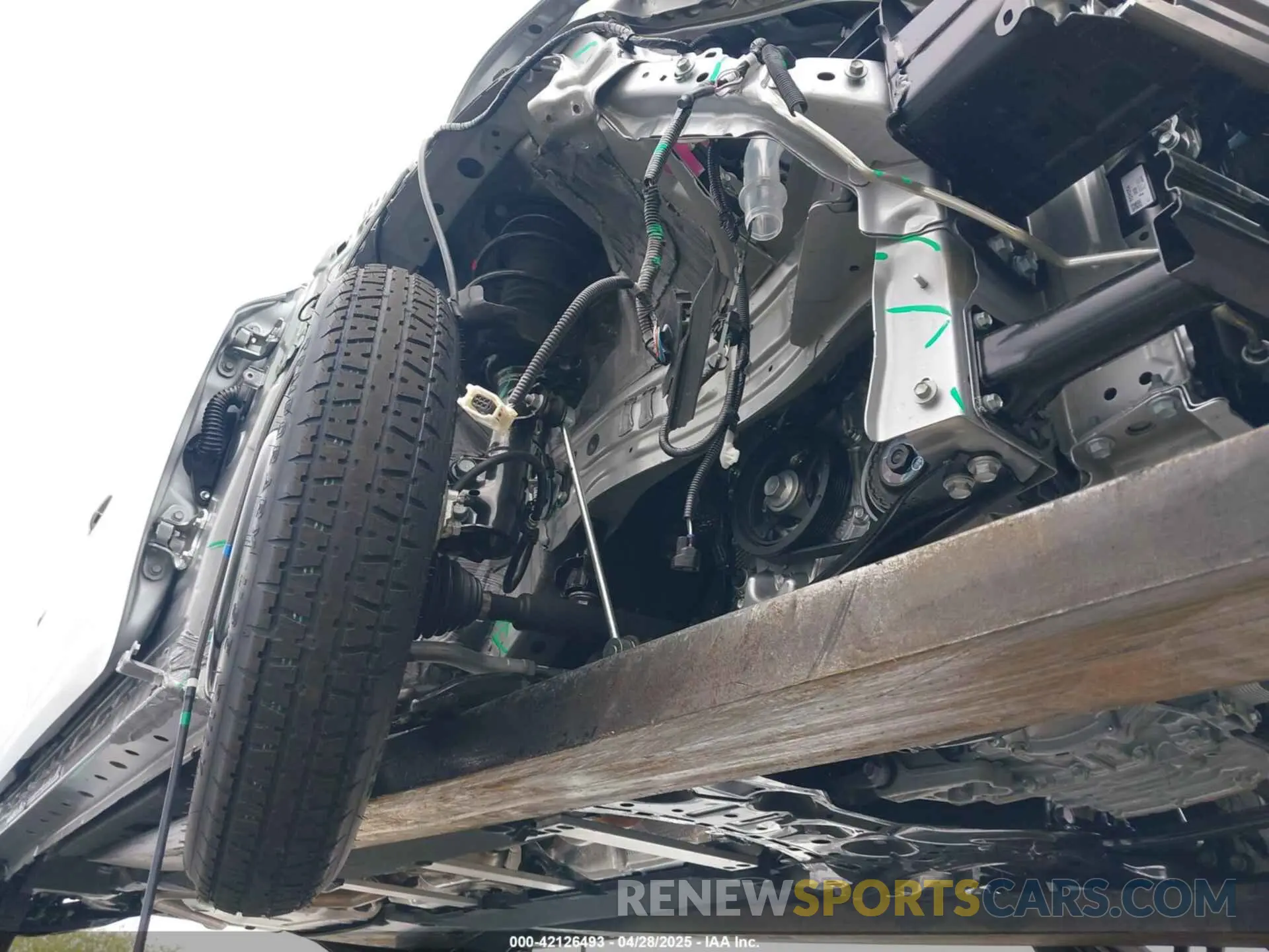 18 Photograph of a damaged car JTND4MBE4S3246133 TOYOTA COROLLA 2025