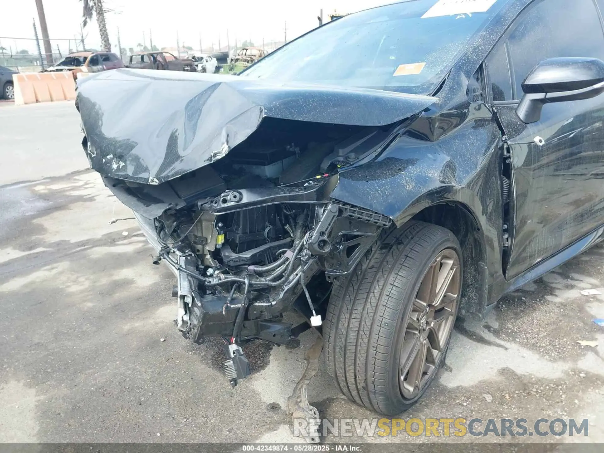 6 Photograph of a damaged car JTND4MBE7S3239306 TOYOTA COROLLA 2025