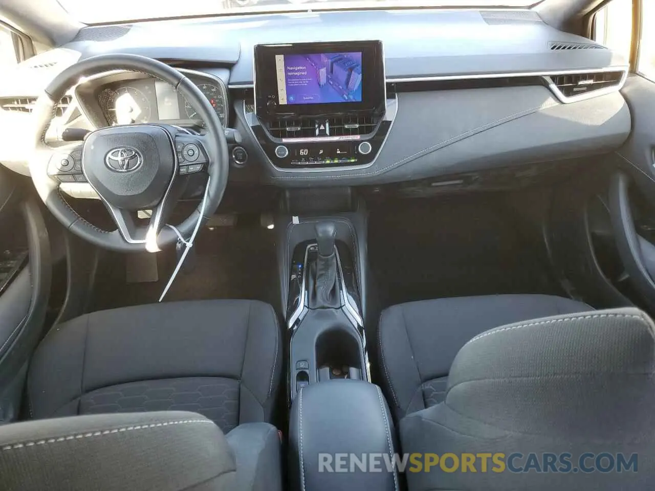 8 Фотография поврежденного автомобиля JTND4MBE9S3233300 TOYOTA COROLLA 2025