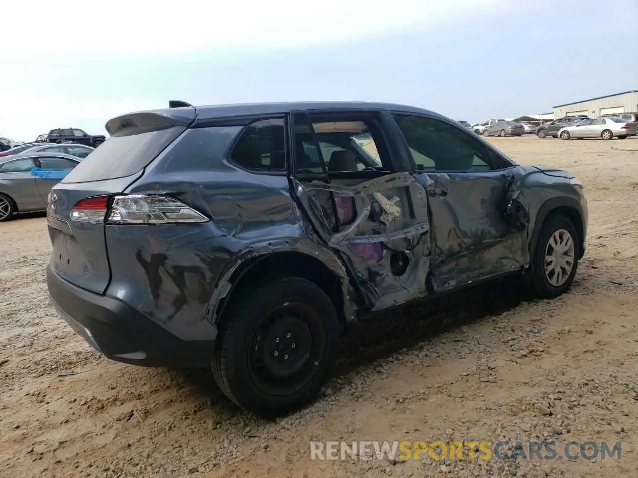 3 Photograph of a damaged car 7MUAAAAG7NV008335 TOYOTA COROLLA CR 2022