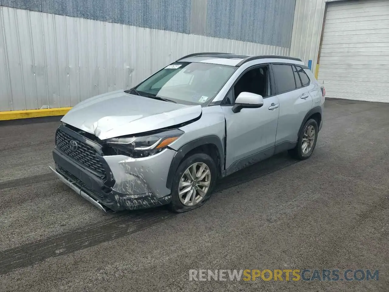 1 Photograph of a damaged car 7MUBAAAG3NV027601 TOYOTA COROLLA CR 2022