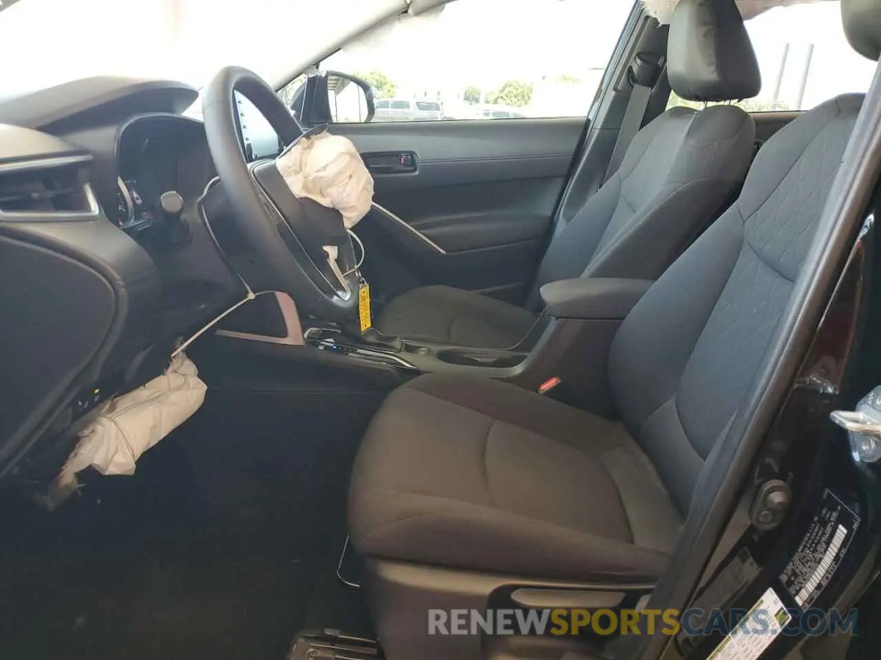 7 Фотография поврежденного автомобиля 7MUBAAAG9NV004565 TOYOTA COROLLA CR 2022