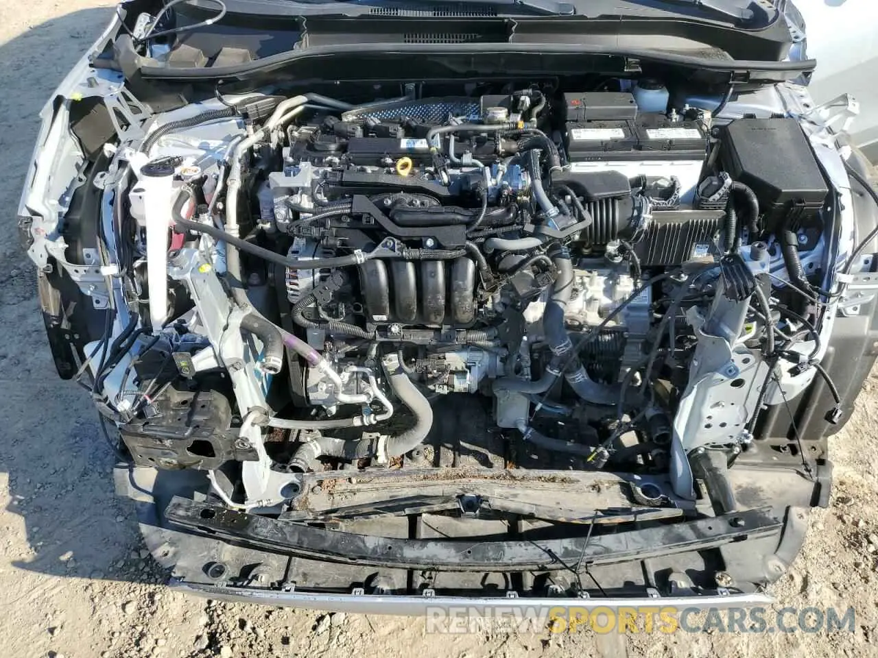 13 Photograph of a damaged car 7MUCAAAG0NV010646 TOYOTA COROLLA CR 2022