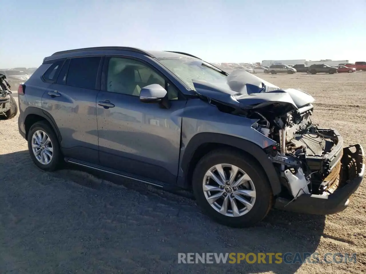 4 Photograph of a damaged car 7MUCAAAG1NV007786 TOYOTA COROLLA CR 2022