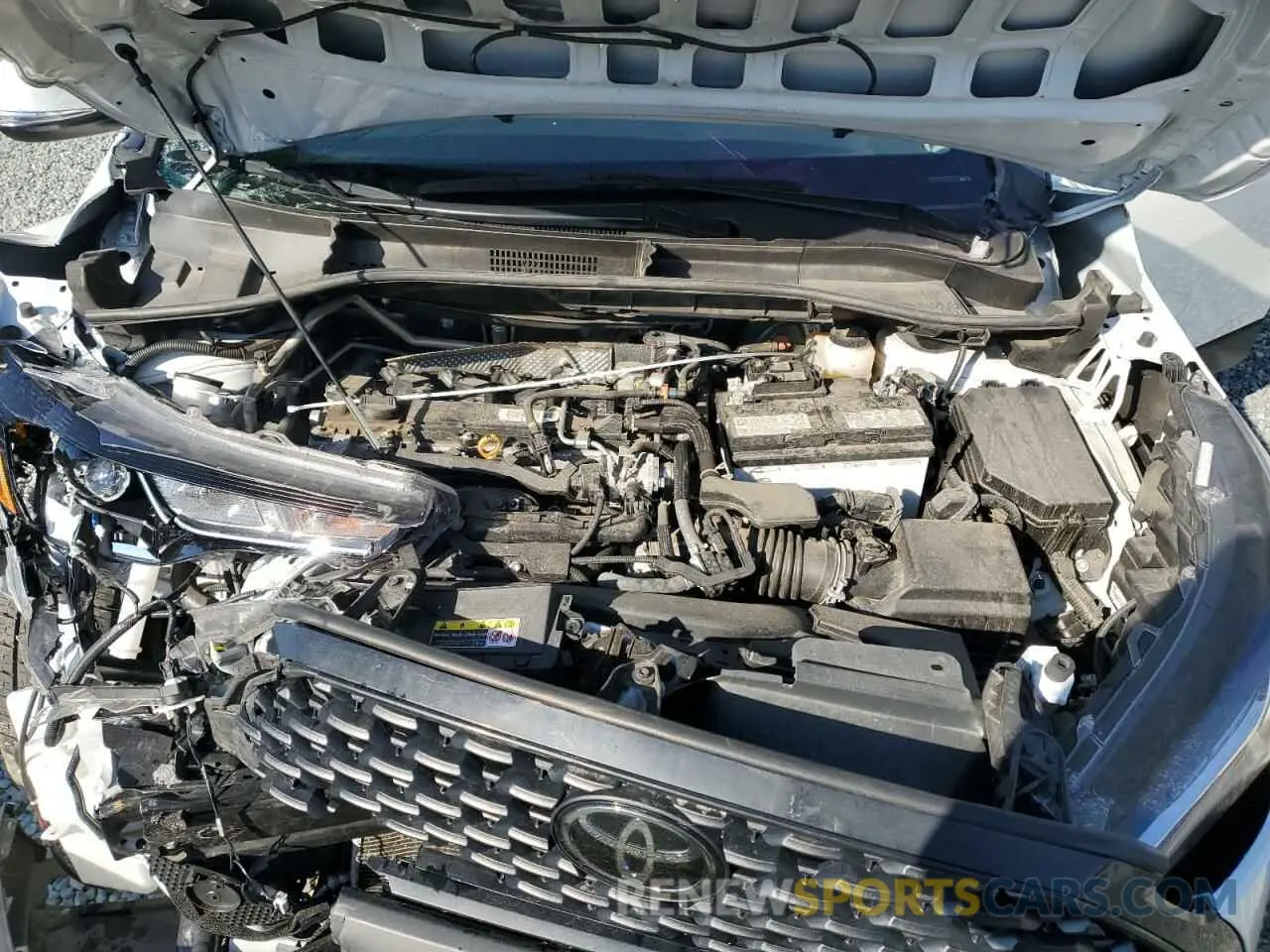 12 Фотография поврежденного автомобиля 7MUCAAAG4NV031550 TOYOTA COROLLA CR 2022