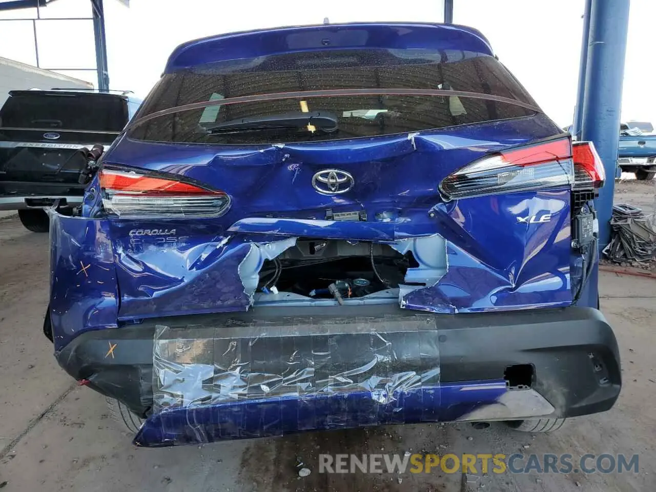 6 Photograph of a damaged car 7MUDAAAG0NV010036 TOYOTA COROLLA CR 2022