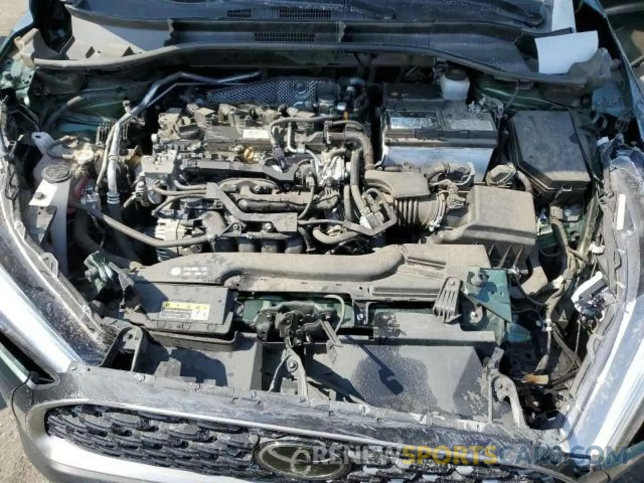 12 Photograph of a damaged car 7MUDAABG9NV007392 TOYOTA COROLLA CR 2022