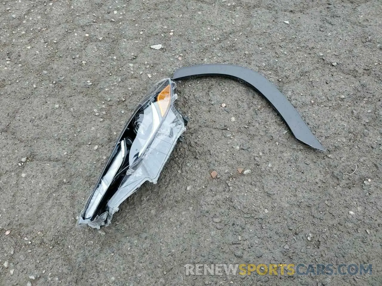 13 Фотография поврежденного автомобиля 7MUBAAAG5PV037601 TOYOTA COROLLA CR 2023