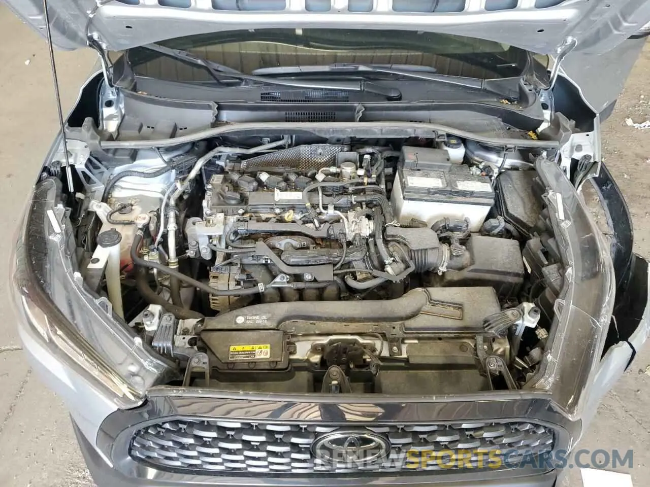12 Photograph of a damaged car 7MUCAAAG3PV064896 TOYOTA COROLLA CR 2023