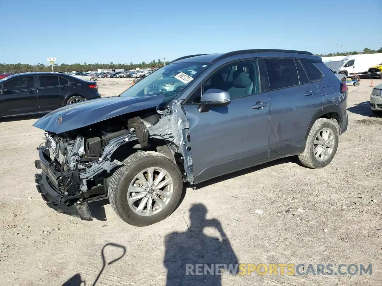 1 Photograph of a damaged car 7MUCAAAG8PV060228 TOYOTA COROLLA CR 2023