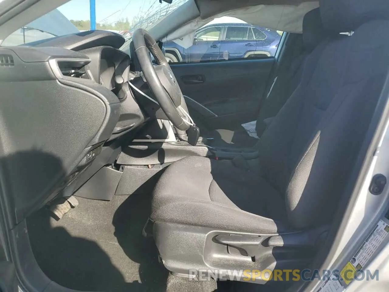 7 Фотография поврежденного автомобиля 7MUCAAAG9PV057743 TOYOTA COROLLA CR 2023