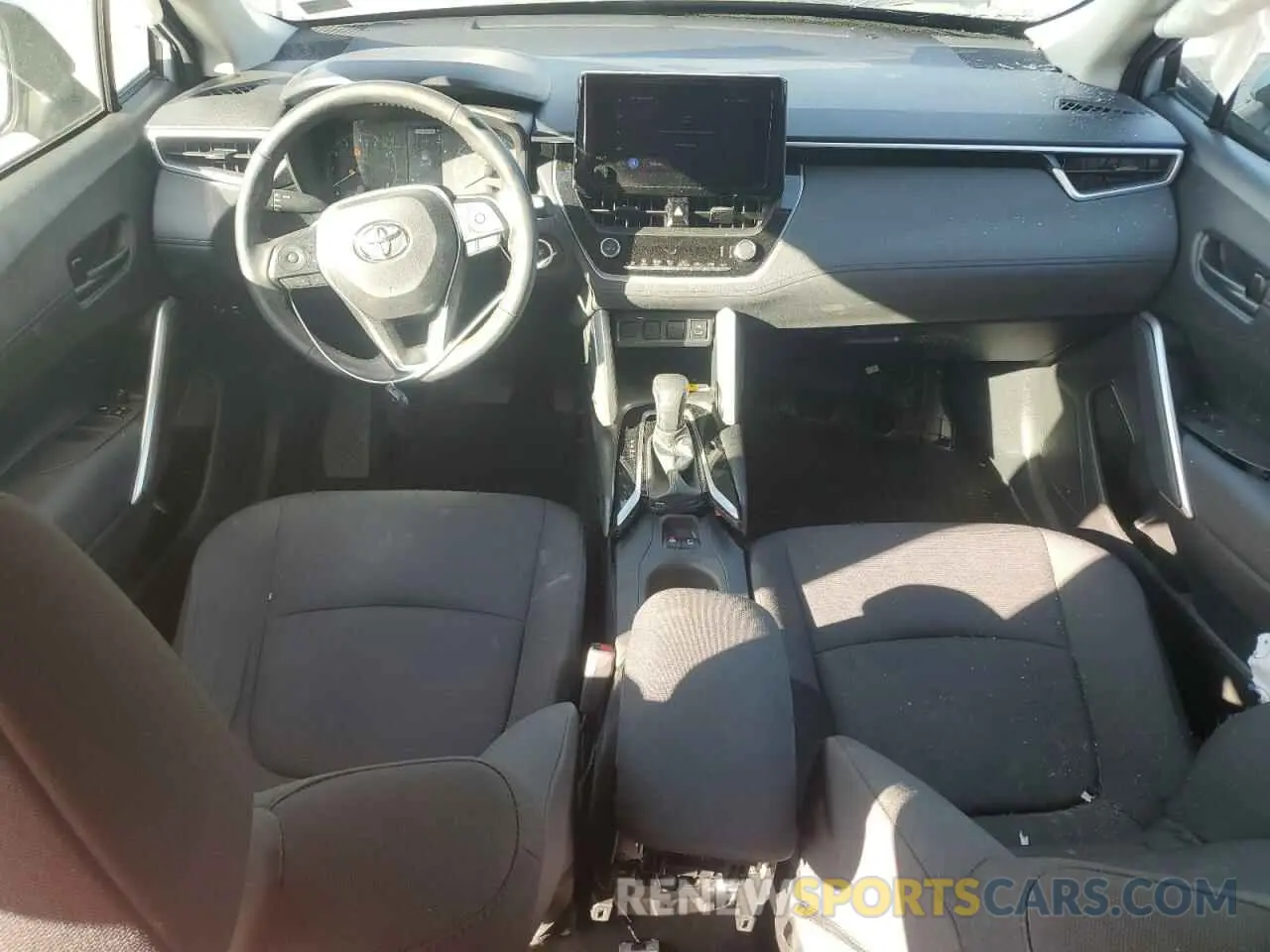 8 Фотография поврежденного автомобиля 7MUCAAAG9PV057743 TOYOTA COROLLA CR 2023