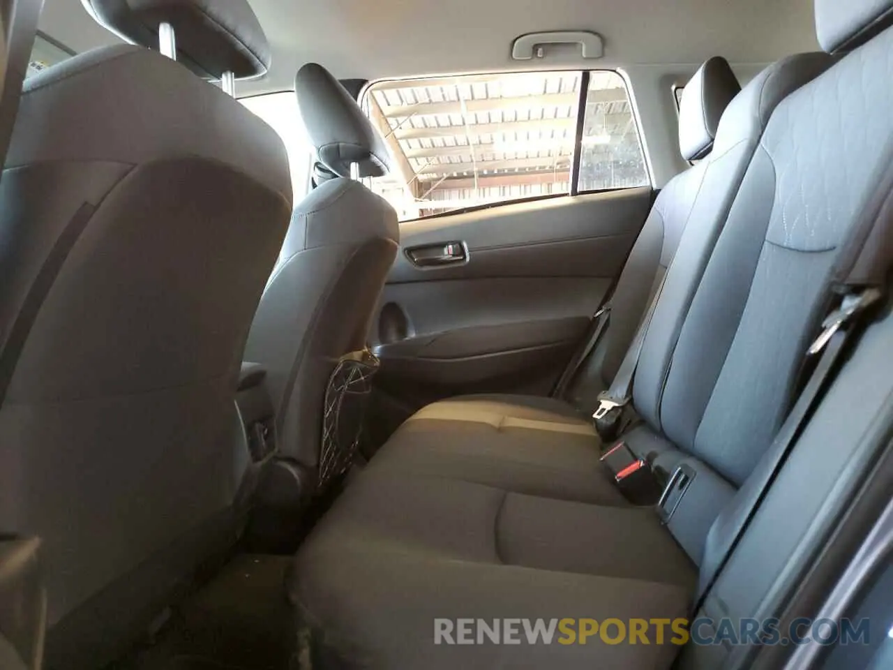 11 Фотография поврежденного автомобиля 7MUCAABG8PV066769 TOYOTA COROLLA CR 2023