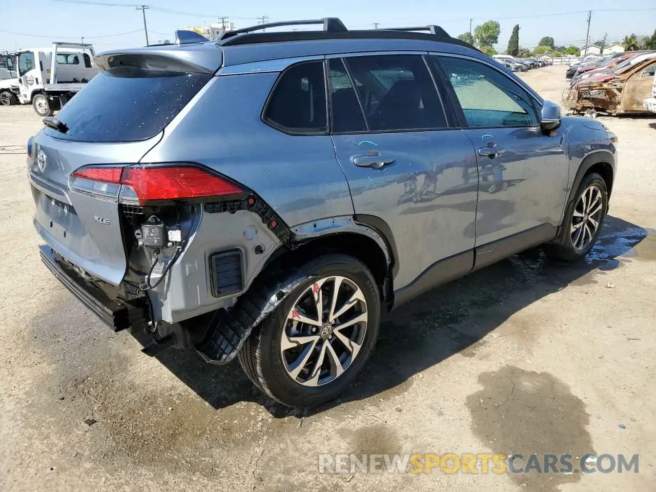 3 Фотография поврежденного автомобиля 7MUDAAAG0PV063242 TOYOTA COROLLA CR 2023