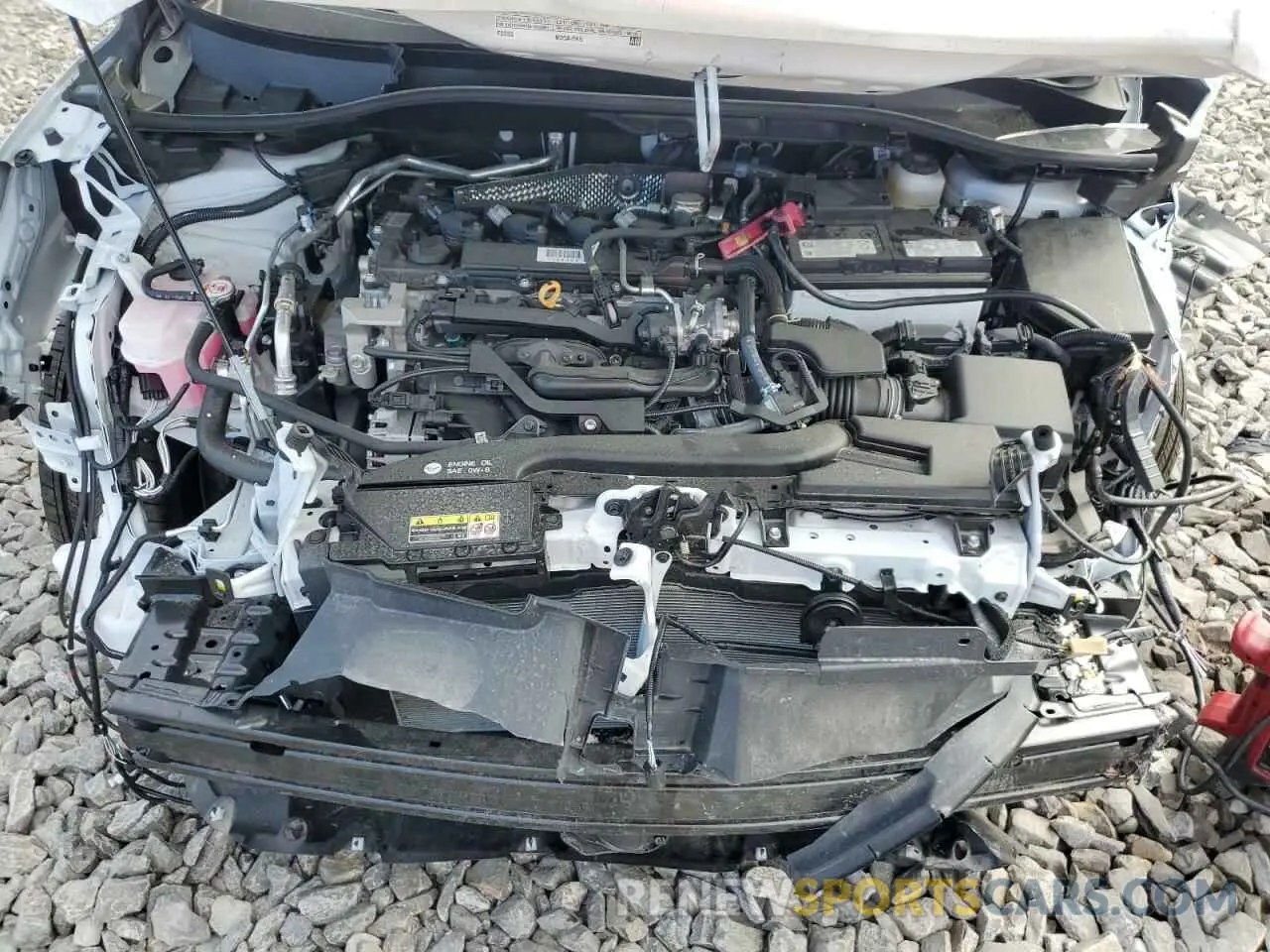 12 Photograph of a damaged car 7MUBAABG4RV085821 TOYOTA COROLLA CR 2024