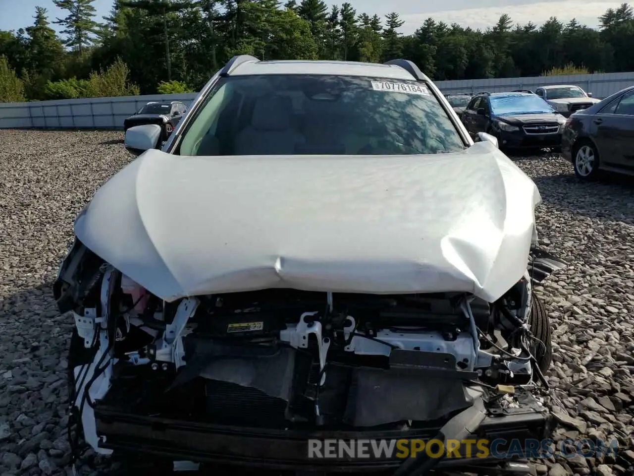 5 Photograph of a damaged car 7MUBAABG4RV085821 TOYOTA COROLLA CR 2024