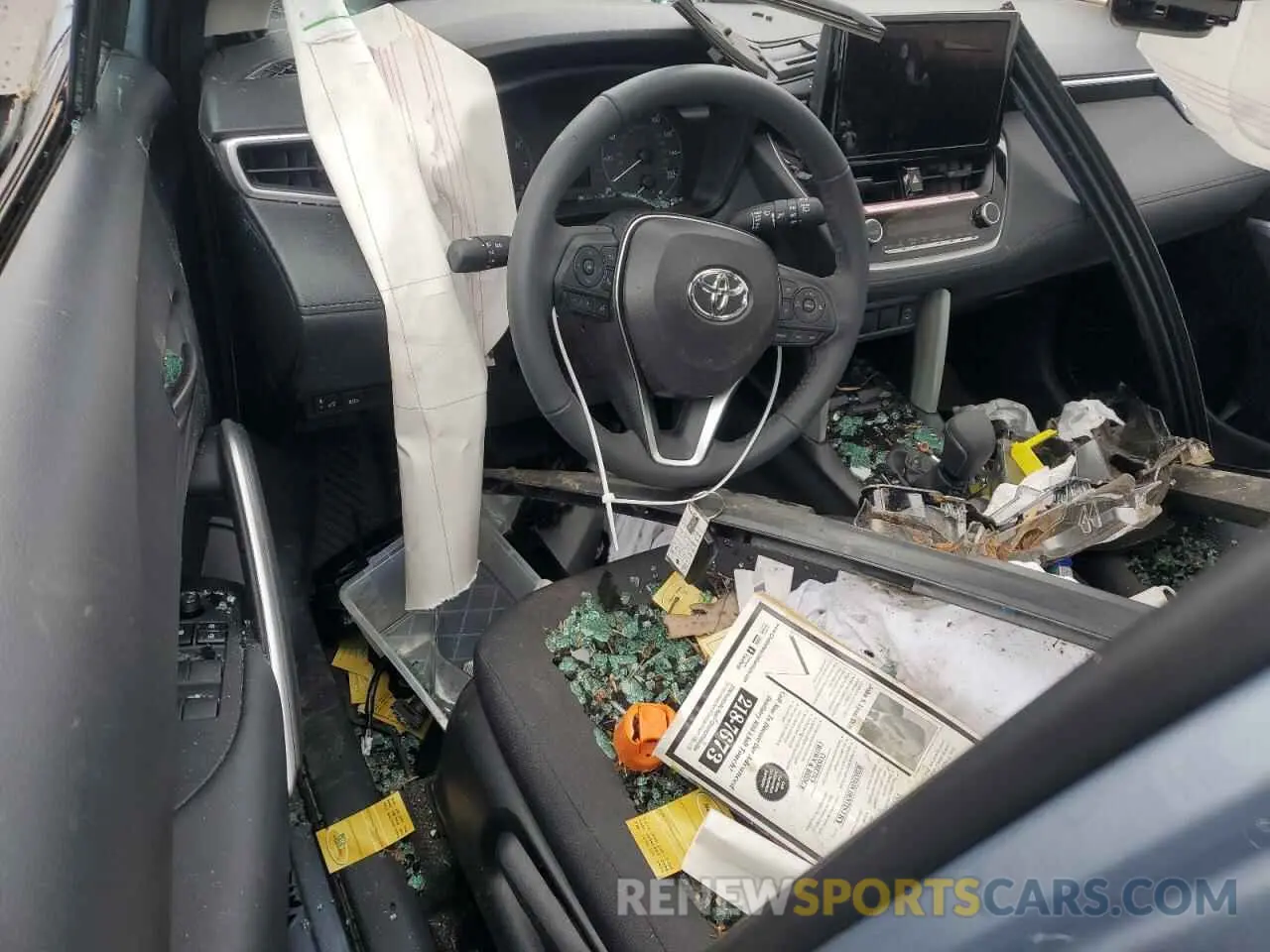 8 Фотография поврежденного автомобиля 7MUBAABG9RV100958 TOYOTA COROLLA CR 2024