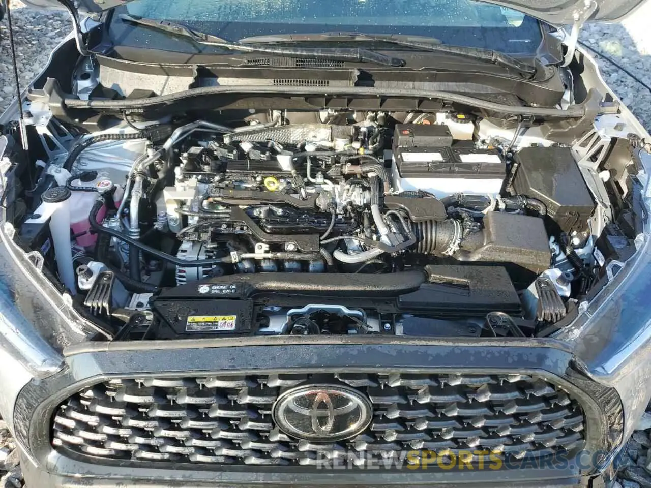 12 Photograph of a damaged car 7MUCAAAG1RV086978 TOYOTA COROLLA CR 2024