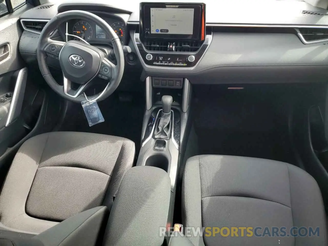 8 Фотография поврежденного автомобиля 7MUCAAAG5RV072887 TOYOTA COROLLA CR 2024