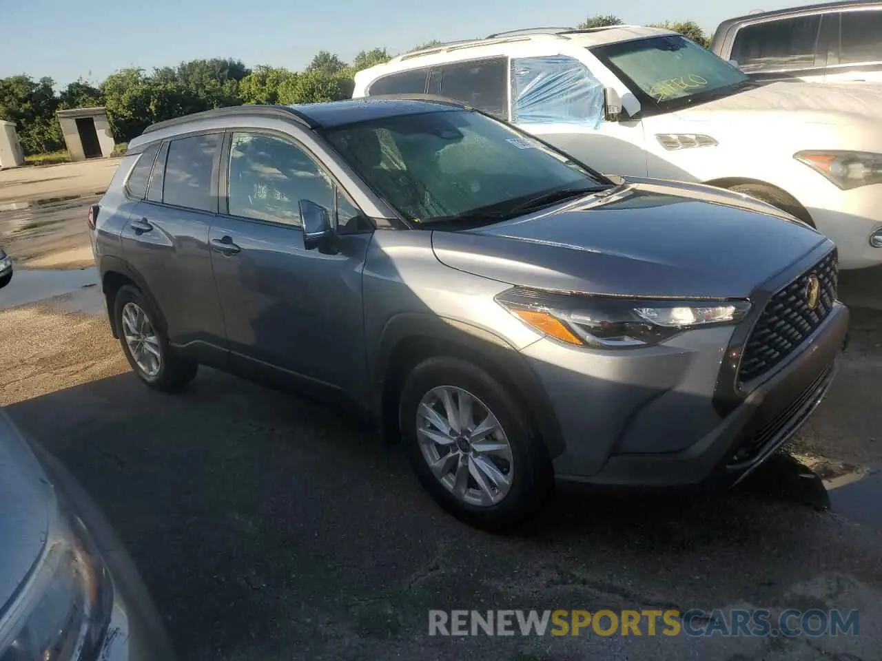 4 Photograph of a damaged car 7MUCAAAG9RV077090 TOYOTA COROLLA CR 2024