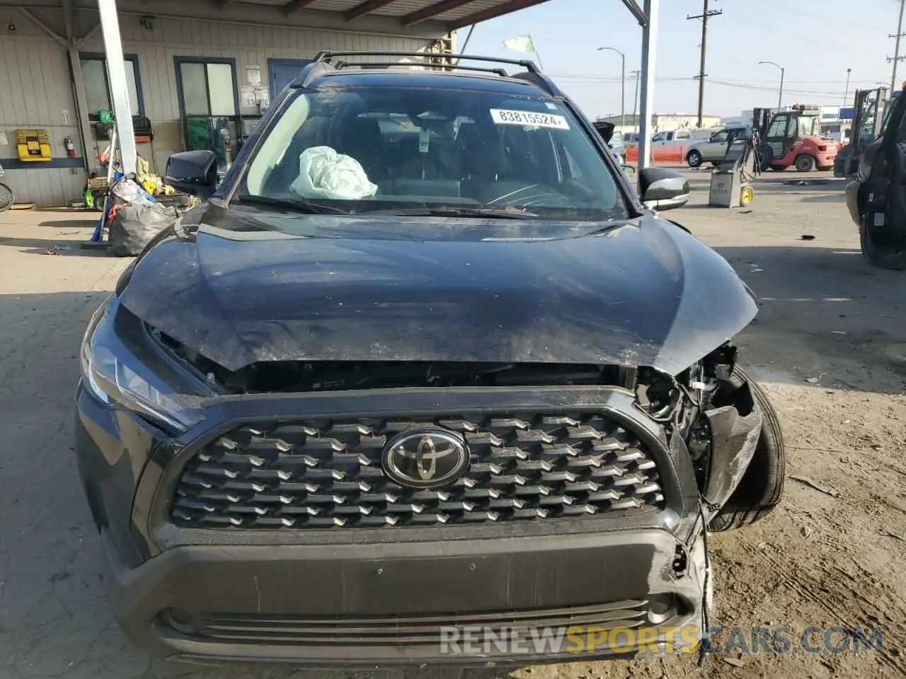 5 Photograph of a damaged car 7MUCAABG5RV105305 TOYOTA COROLLA CR 2024
