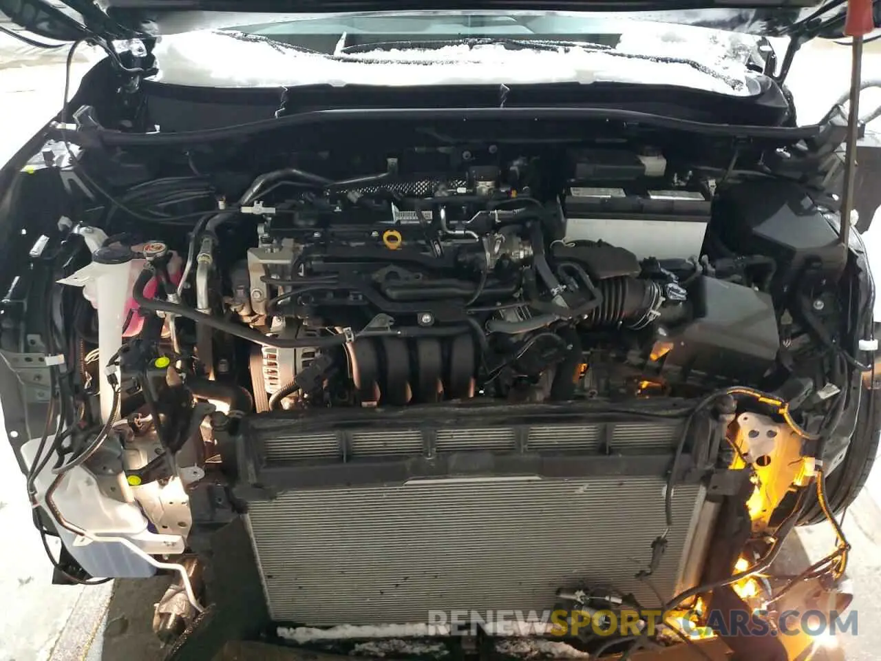 12 Photograph of a damaged car 7MUCAABG6RV095545 TOYOTA COROLLA CR 2024